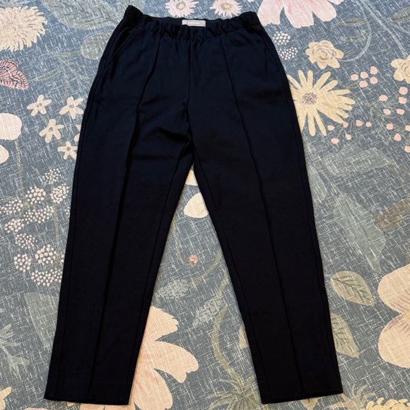 Everlane Pants - Everlane The Dream Pant Pull On Black Pants Size Small